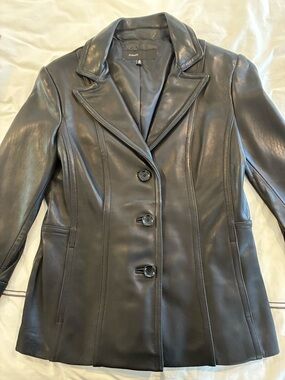 Avanti Black Women's Leather Button-Front Blazer